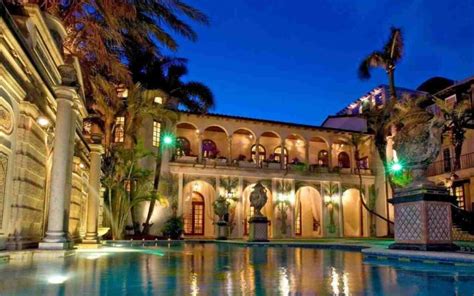 villa versace miami prezzo